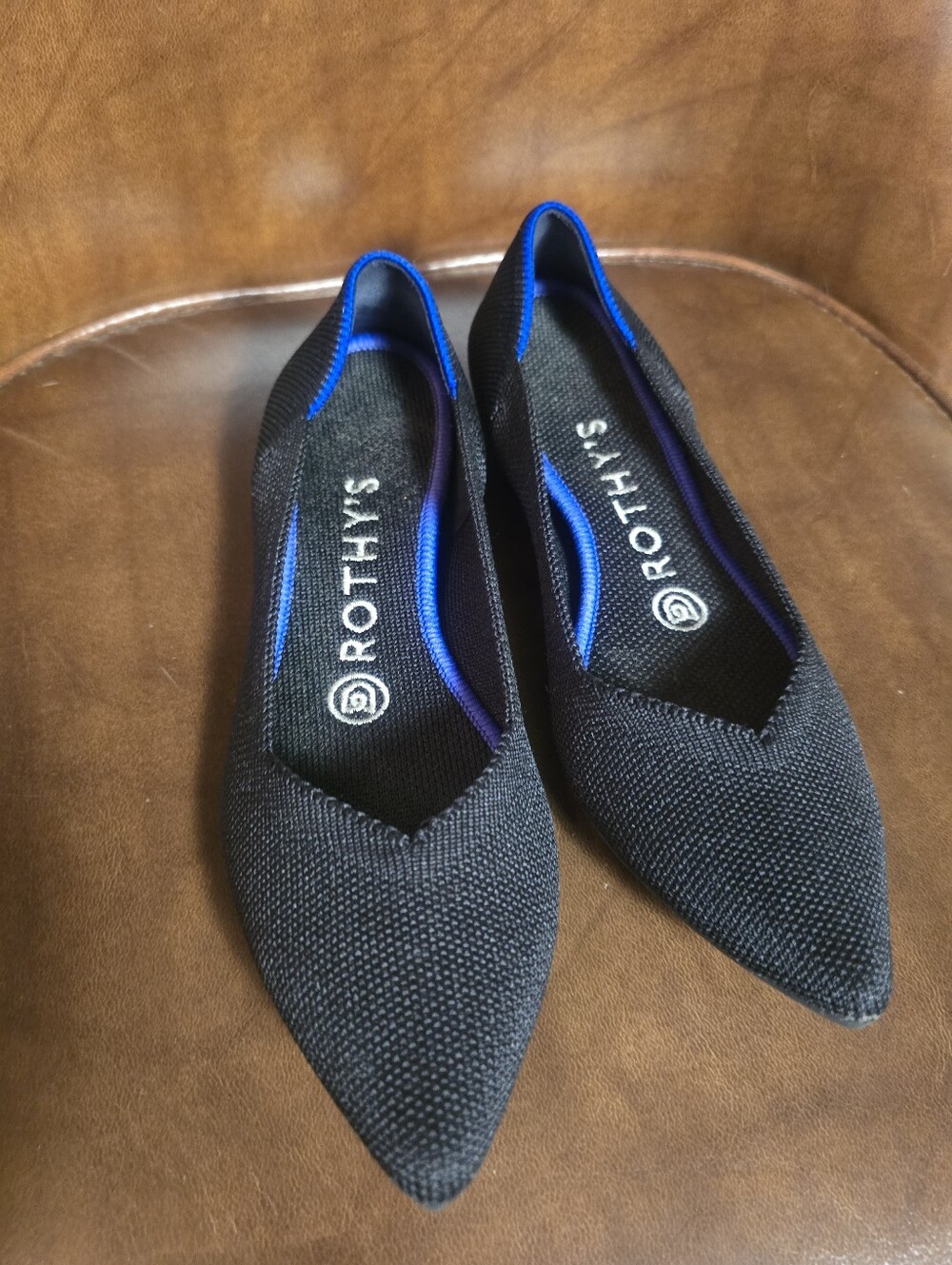 Rothy's Black Pointed Knit Flats with Blue Trim Size 6